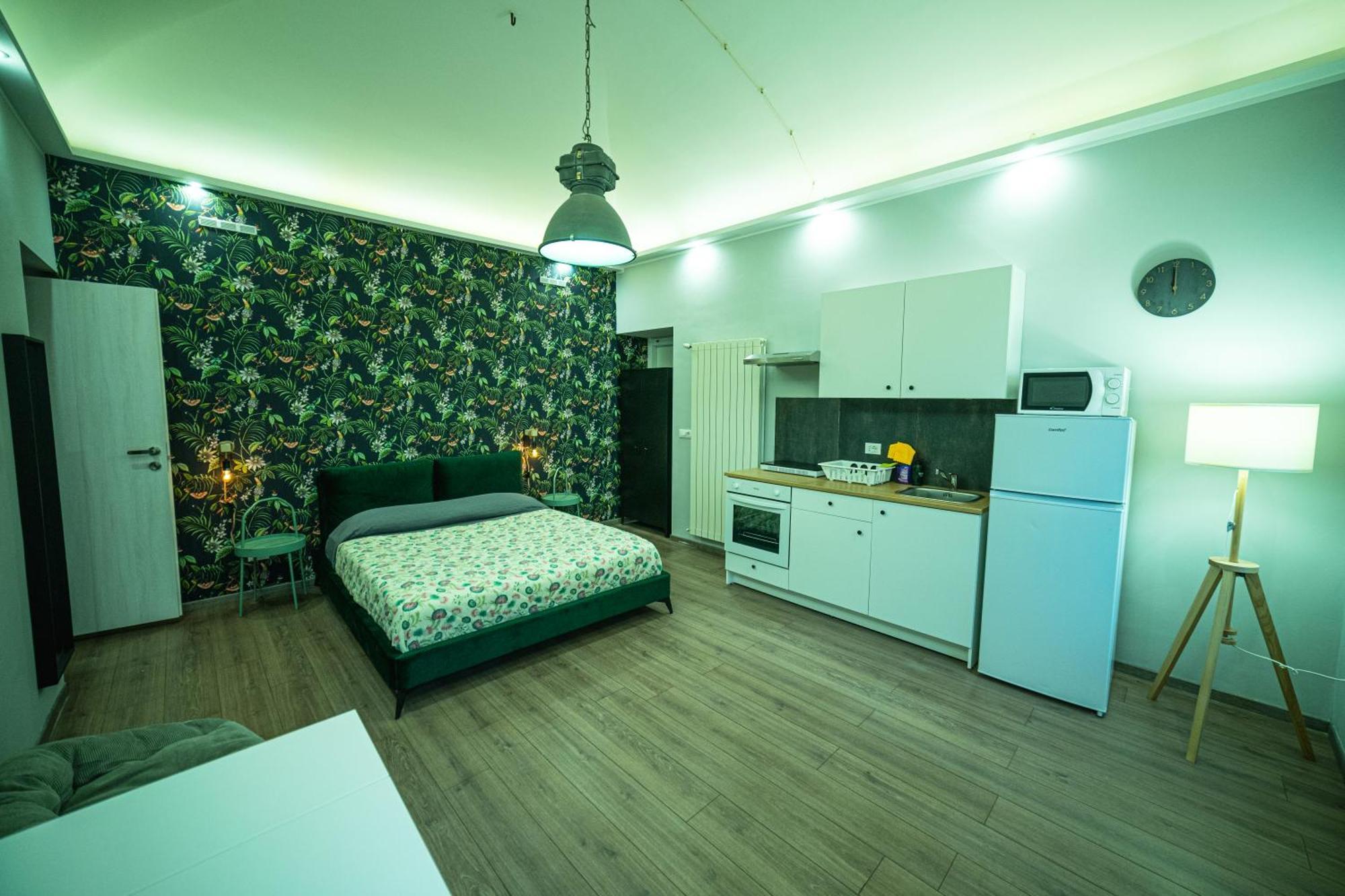 Regis 2 Appartamenti Resort Centro Storico Кивасо Екстериор снимка