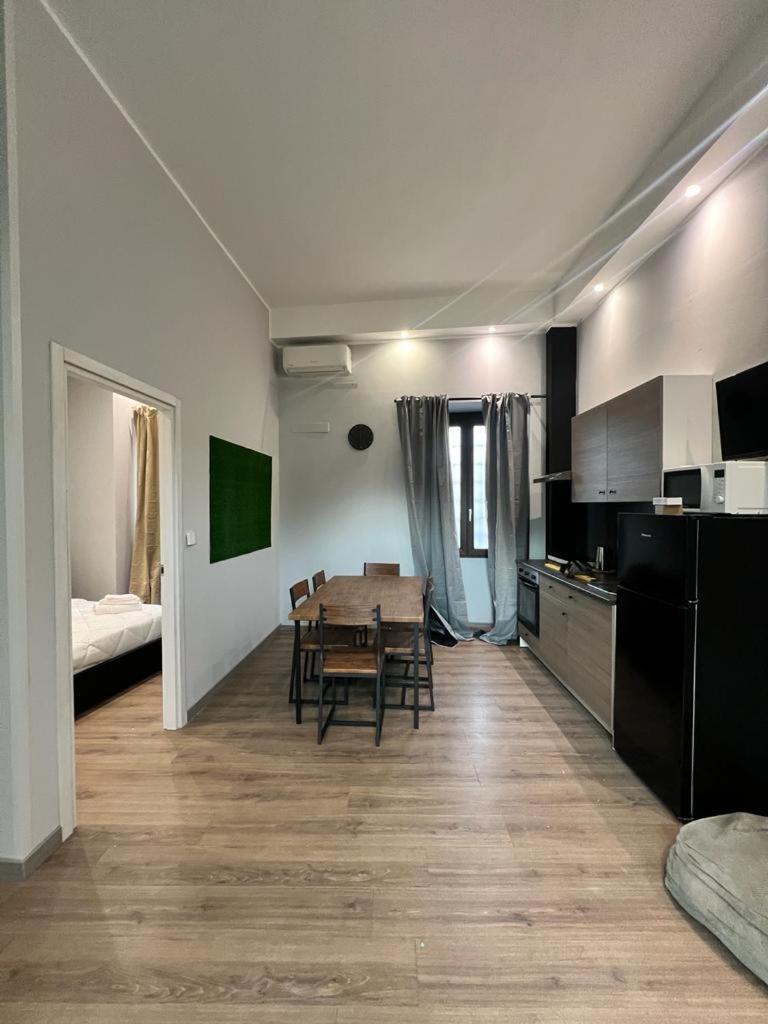 Regis 2 Appartamenti Resort Centro Storico Кивасо Екстериор снимка