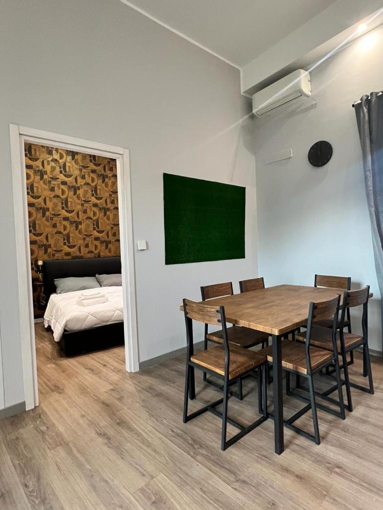 Regis 2 Appartamenti Resort Centro Storico Кивасо Екстериор снимка